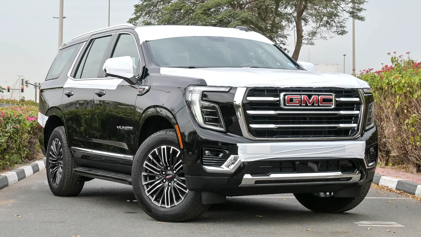 GMC Yukon 2025 — photo 1 of 20
