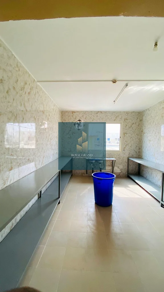 STAFF ACCOMMODATION | READY TO MOVE | GOOD LOCATION64062035974145112