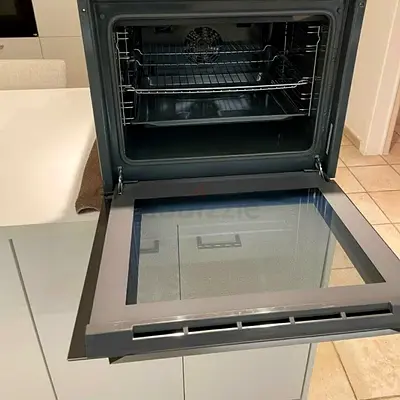 Siemens latest model built-in electric oven 60cm