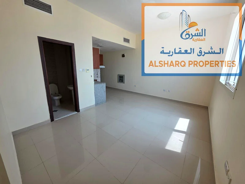 استوديو عائلي خاص جدًا بمساحة كبيرة للإيجار في منطقة الجرف.64220921019395114