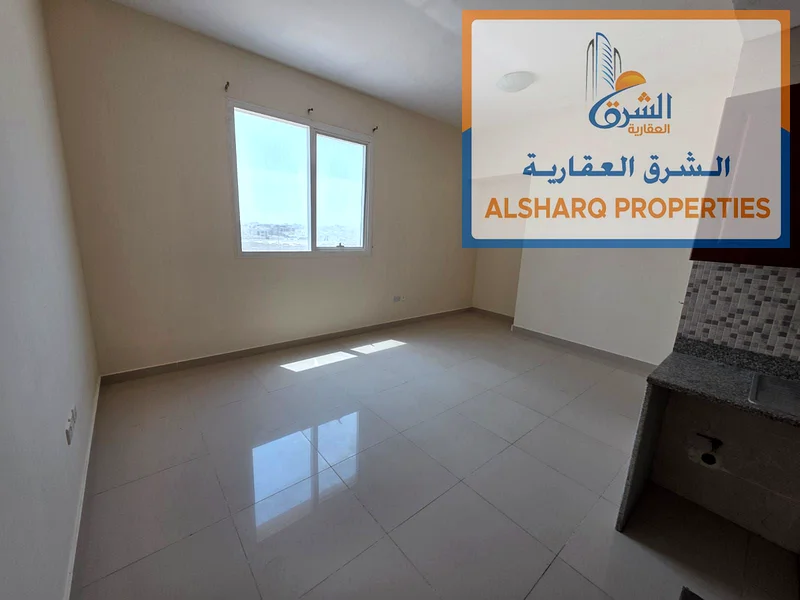 استوديو عائلي خاص جدًا بمساحة كبيرة للإيجار في منطقة الجرف.64220921019395110