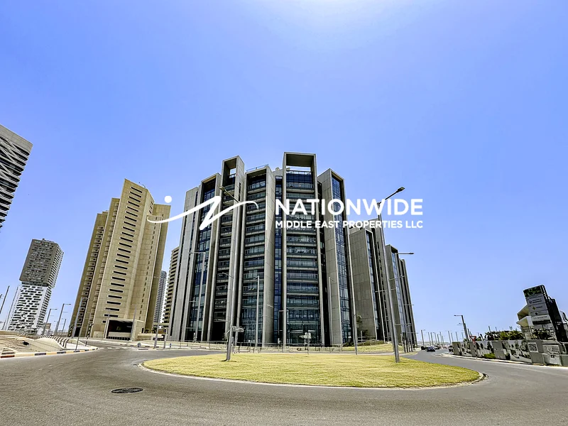 Vacant | Chic 1BR | Low-Floor | Canal Views64052659793027110