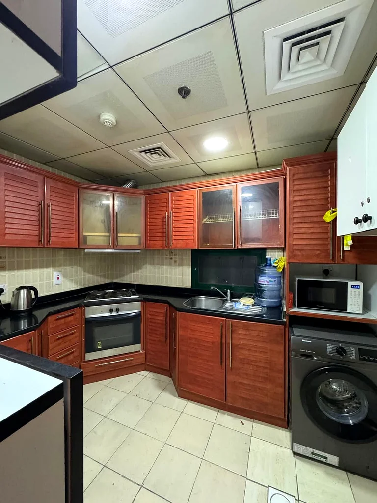 Specious window loft partition @189964048300271106111