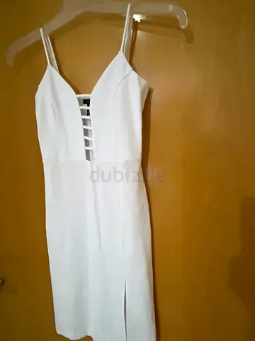 Chic White Mini Dress for Any Occasion