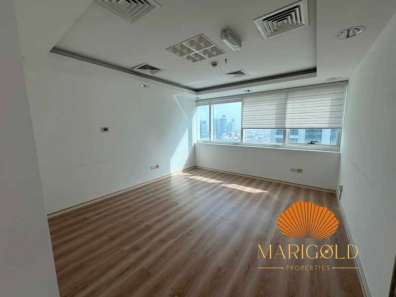 AVAILABLE NOW | CLOSE TO METRO | FITTED64071282552579111