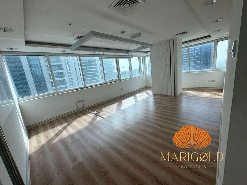 AVAILABLE NOW | CLOSE TO METRO | FITTED64071282552579113