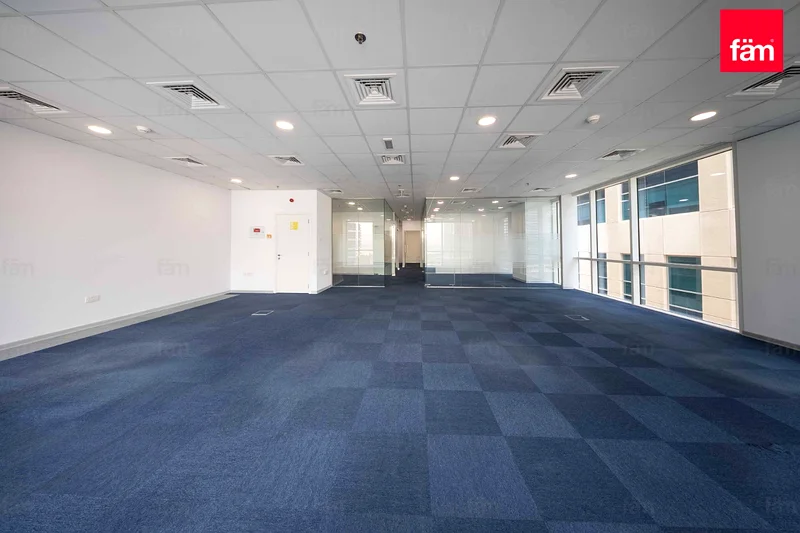 Fully Fitted | Patitioned Unit | Vacant64069202511361111