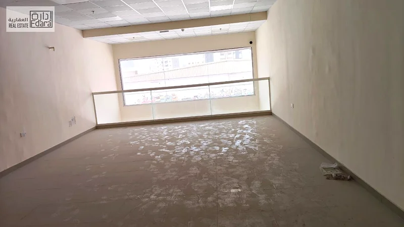For Rent: Shop (Showroom) in Al Jurf Industrial Area 2 – Suitable for showrooms or commercial activities.64073895105793111