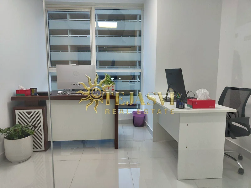 Premium Office | no Commission | near to Metro Station |64066791379074111