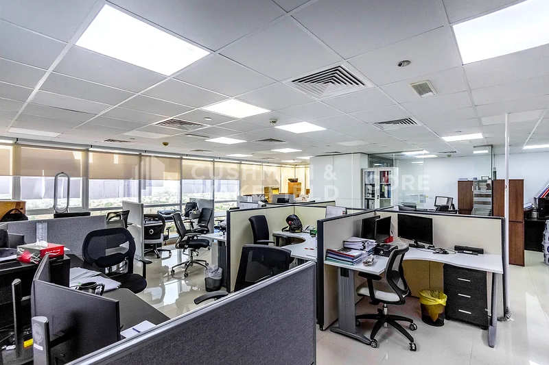 Fitted with Partitions | DMCC | Prime Location64070892153730110