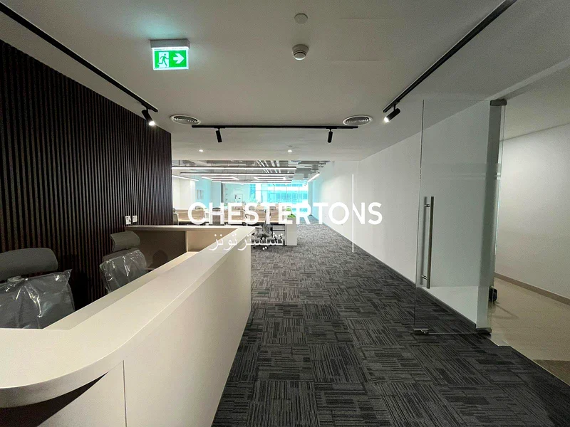 High quality fit-out and partitioned Office64067015268609111