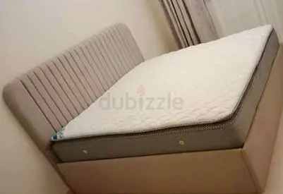 Luxuriate comfortable 200*200 super king bed