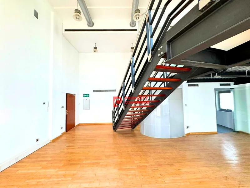 Chiller free | fitted offices | DDA licence64063252609283113