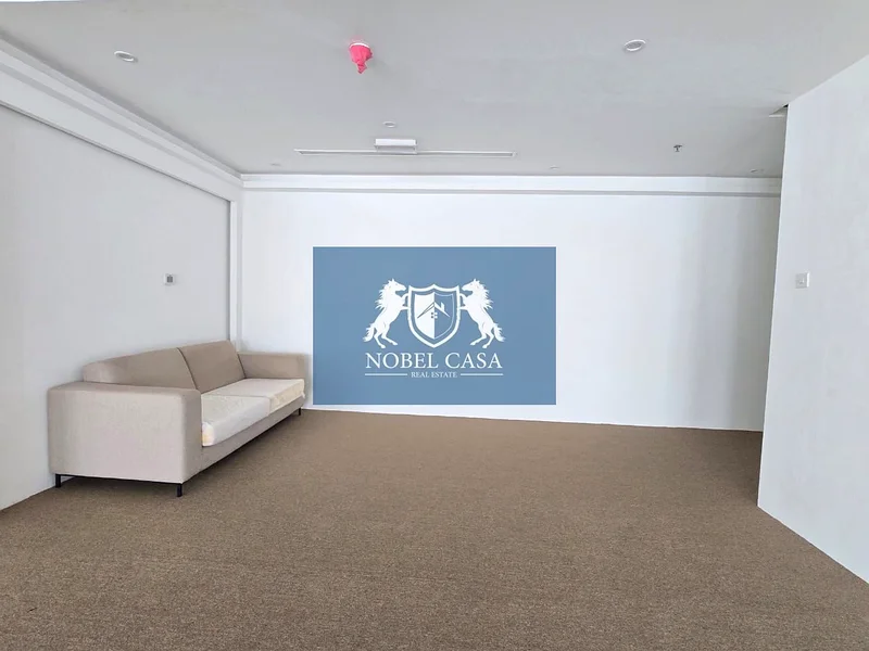 OPEN SPACE | HIGH FLOOR | NEAR METRO & P TRANSPORT64069420635777112