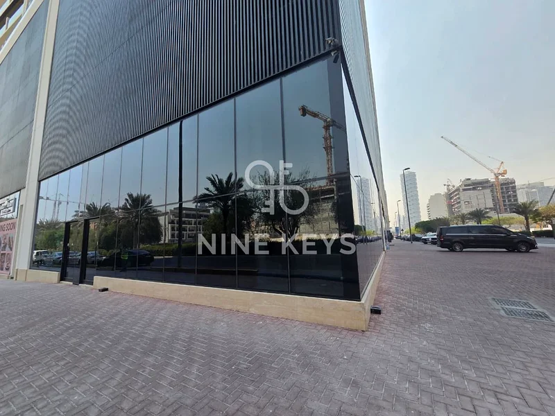 Prime Location Retail Shop for Rent | Huge Footfall | Ideal for Startups64063469998337114