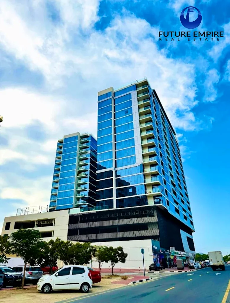 SPACIOUS SHOP FOR RENT | PRIME LOCATION | OPEN FACING64062697154691113