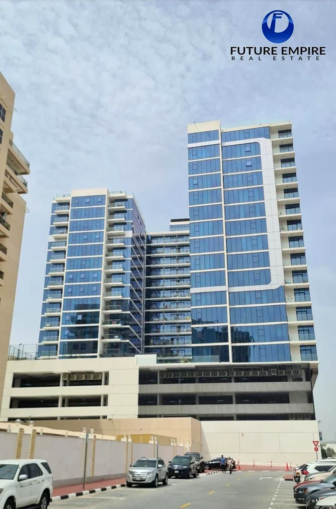 SPACIOUS SHOP FOR RENT | PRIME LOCATION | OPEN FACING64062697154691111