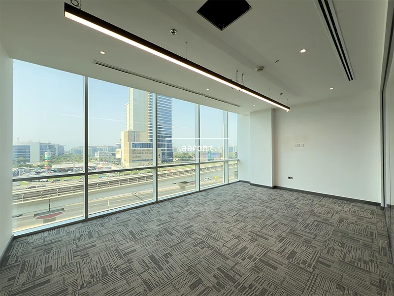 Corner Office | Fitted | Sheikh Zayed Road Facing64067125206401110