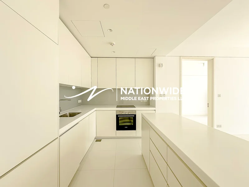 Vacant | Chic 1BR | Low-Floor | Canal Views64052659793027113