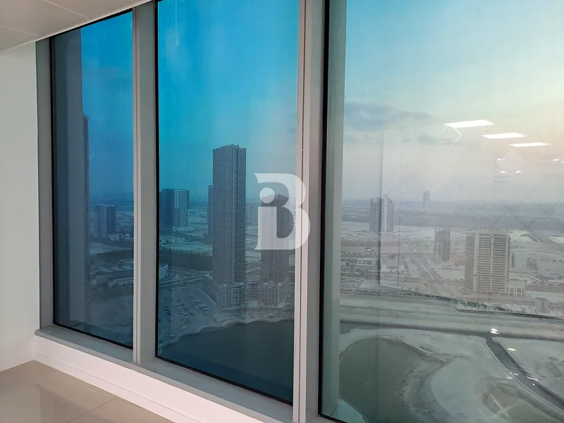 Fitted Office | Prime Location | Vacant | Parking64062257832577113