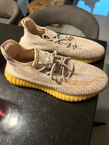 Pink Yeezy Replica