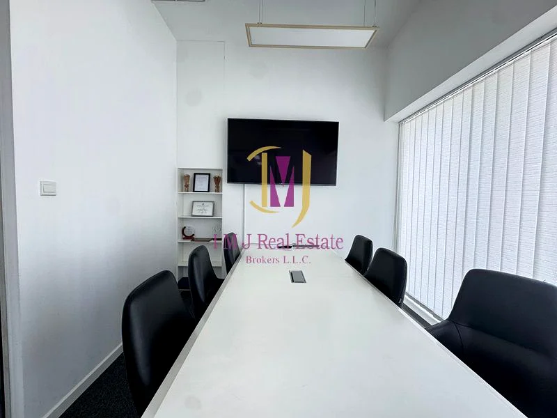 مجهز | مقسم | بالقرب من المترو | جاهز للانتقال64069085854593114