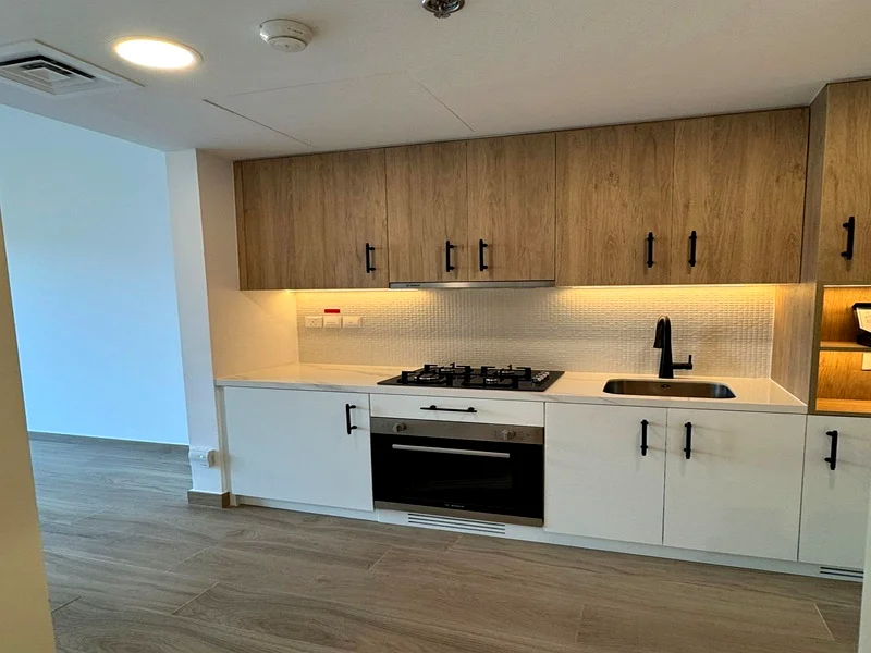 ليفا | استوديو/ جاهز للانتقال64216173868546114