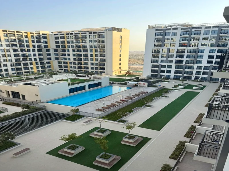 ليفا | استوديو/ جاهز للانتقال64216173868546110