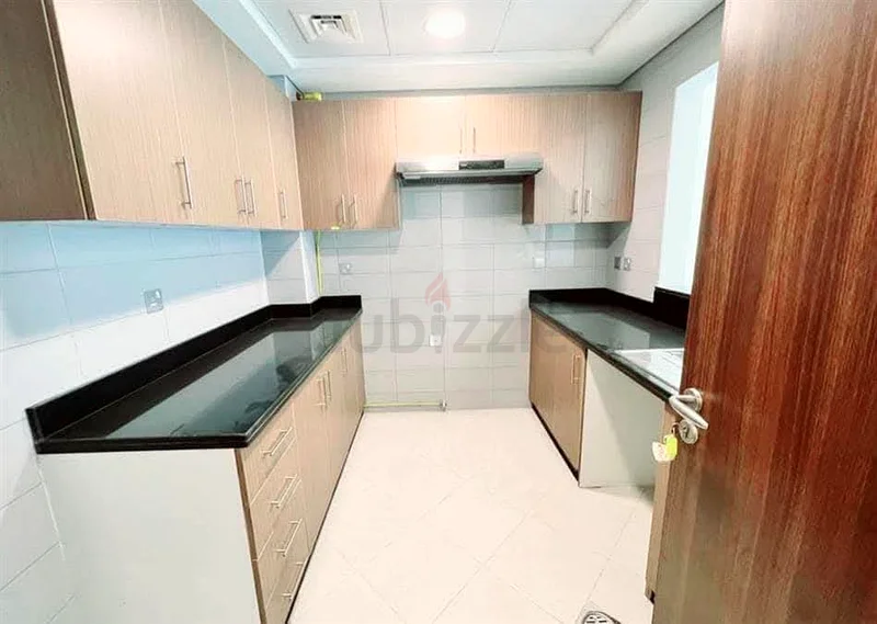 غرفة عائلية متاحة للإيجار في الرشيديّة64048914613763111