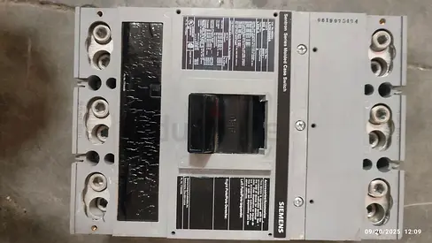 Siemens Circuit Breaker - Reliable Electrical Equipment