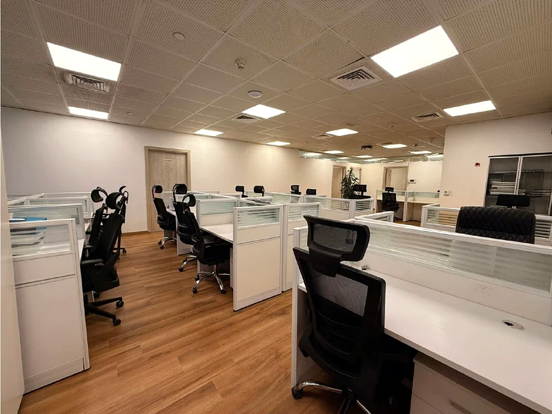 Spacious Corner Office | Canal & Racecourse Views | Prime Business Bay Location64068551300098111