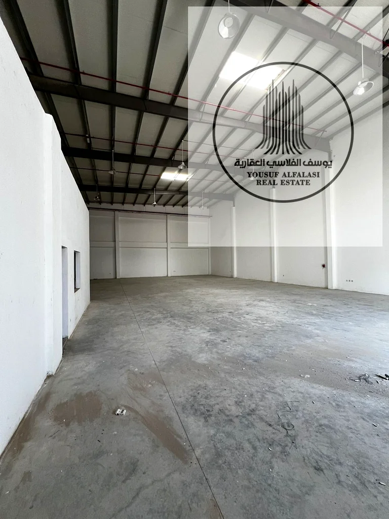 New Warehouse for Rent in Umm Al Quwain - First Occupant    Now available for rent in Umm Al Quwain, a modern, first-occupied64061497133827114