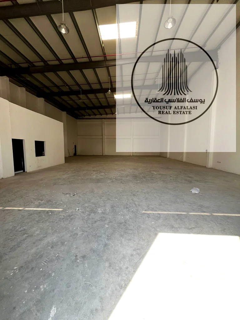 New Warehouse for Rent in Umm Al Quwain - First Occupant    Now available for rent in Umm Al Quwain, a modern, first-occupied64061497133827110