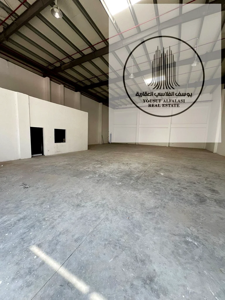 New Warehouse for Rent in Umm Al Quwain - First Occupant    Now available for rent in Umm Al Quwain, a modern, first-occupied64061497133827111