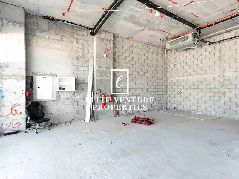 SHELL AND CORE | VACANT | PRIME LOCATION64063581240322113