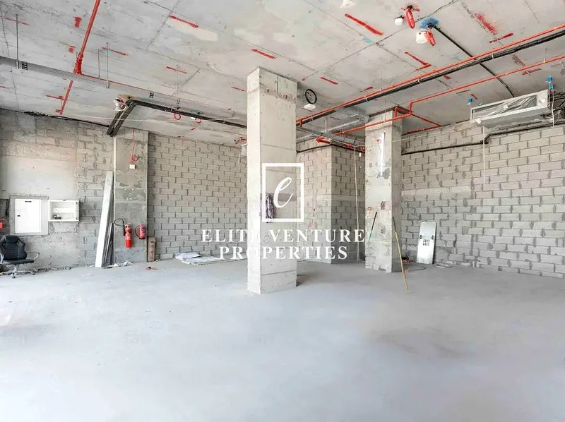 SHELL AND CORE | VACANT | PRIME LOCATION64063581240322112