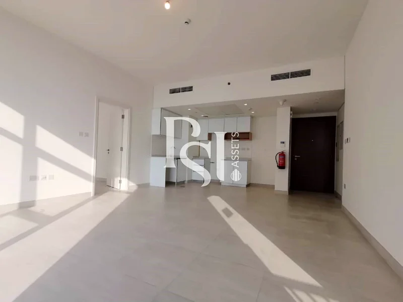 Balcony | Spacious Layout | Sea View64228041326082114