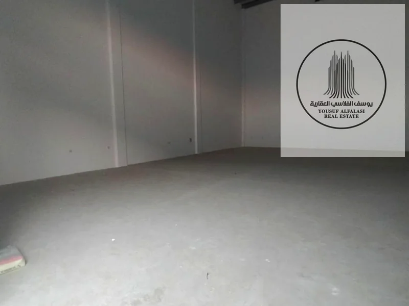 مستودع للإيجار، مساحة 2500 قدم مربع، كهرباء 30 كيلوواط، السعر 110 ألف64060564535809111