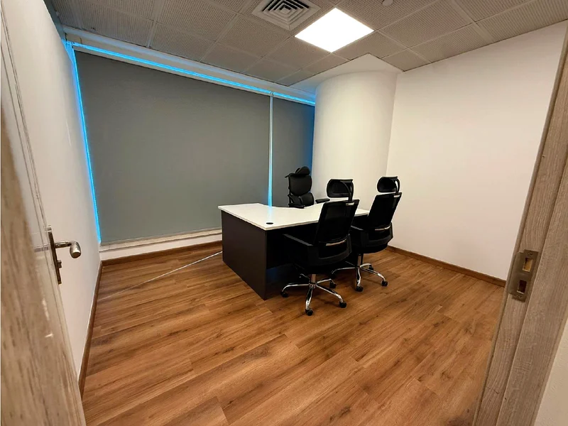 Spacious Office | Racecourse View | Prime Business Bay Location64068652321795112