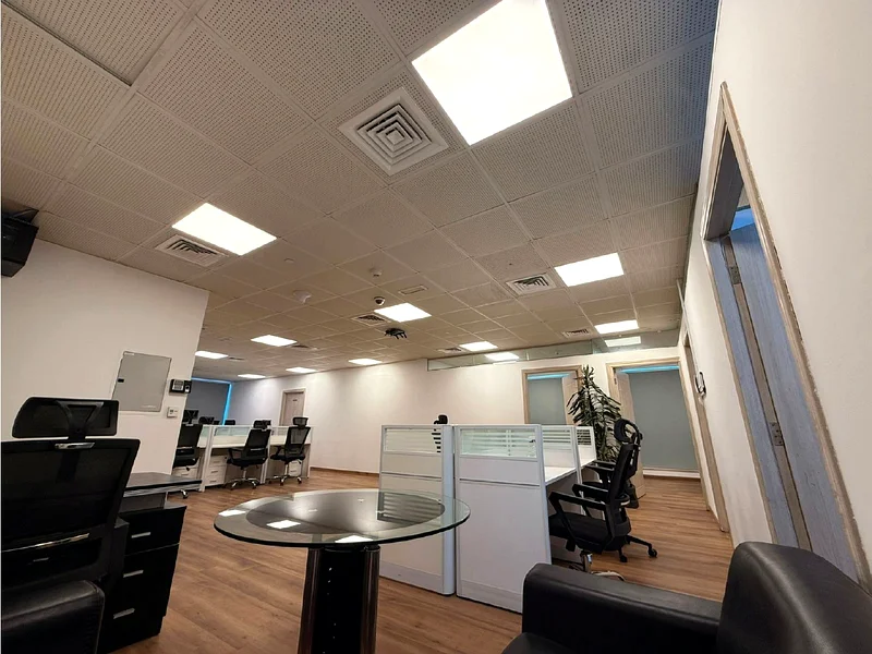 Spacious Office | Racecourse View | Prime Business Bay Location64068652321795114