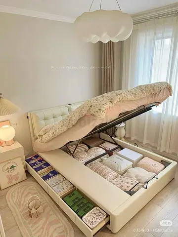 Stylish and Functional Storage Bed with Hidden Compartment