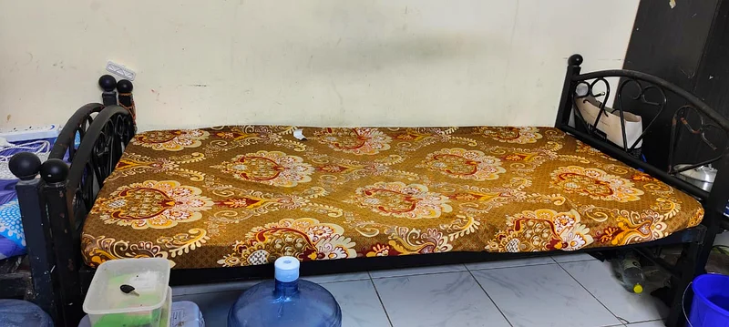 شقة متاحة للسيدات مساحة سرير في الكarama على أساس شهري64049532662658112