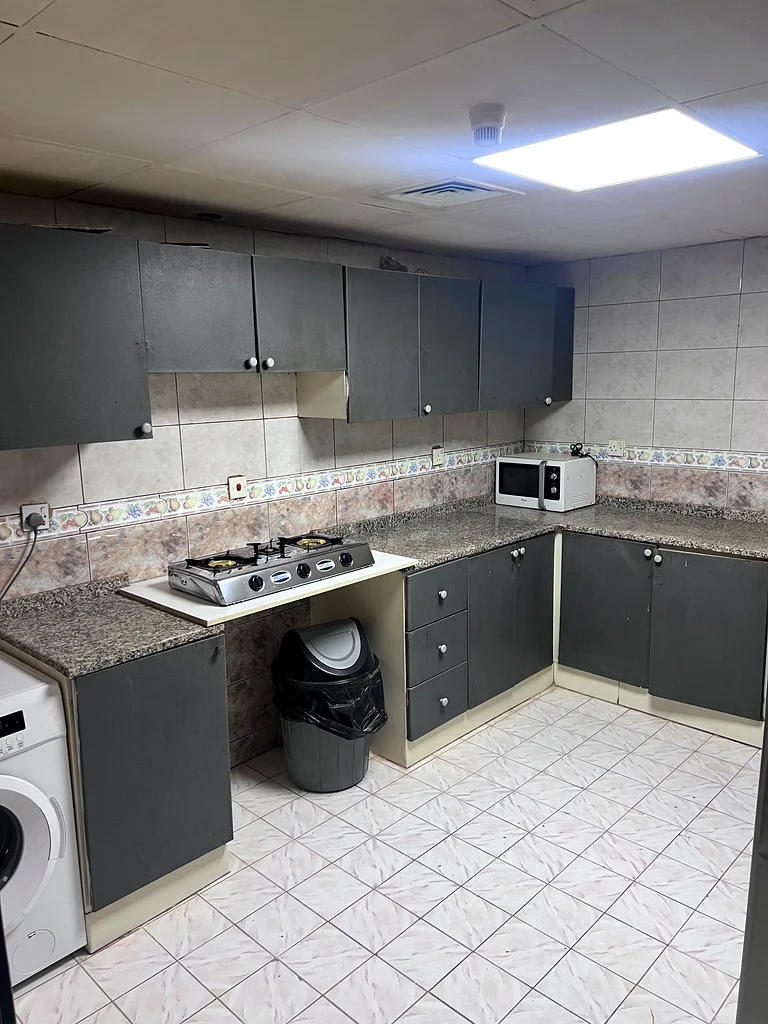 Spacious Partition - Infront of Alqiyada Metro Station64049918792834111