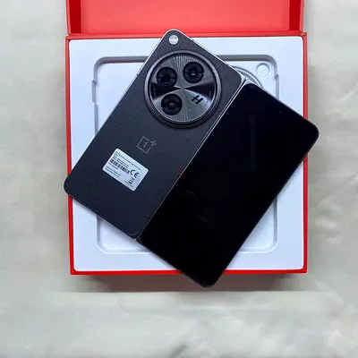 One Plus Open 16GB/512GB