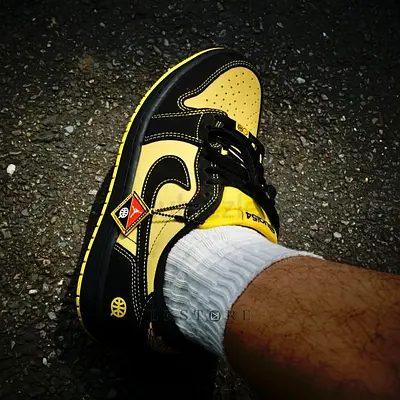 Jordan 1 Retro Low OG Quai 54 Black Tour Yellow Red