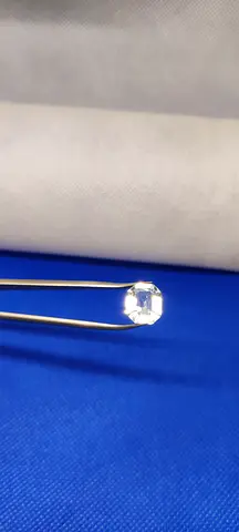 Pure White 3.30 Aquamarine