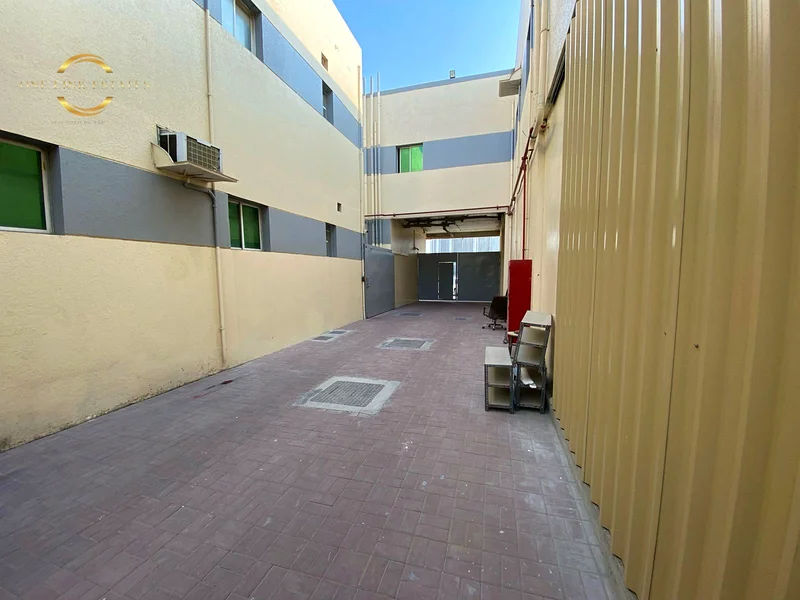 مستودع متاح للإيجار لشهر مايو64073451145474111