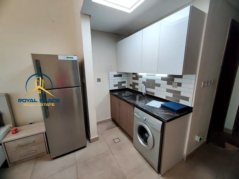 استوديو عصري مفروش بالكامل مع إعفاء من رسوم التبريد64211121371395113