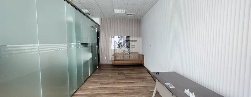 Prime Location | High Floor Un Furnished Office | Spacious & Bright Near to Metro64068551122819111