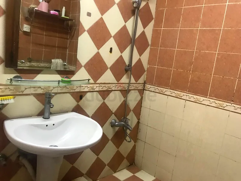 مساحة سرير متاحة للعازب المسلم التنفيذي من كيرالا ابتداءً من 1 أكتوبر64049410362626111
